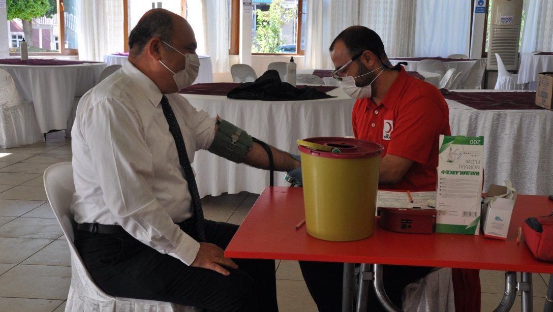''Geleceğin Kan Bağışçıları Kazanım Projesi''